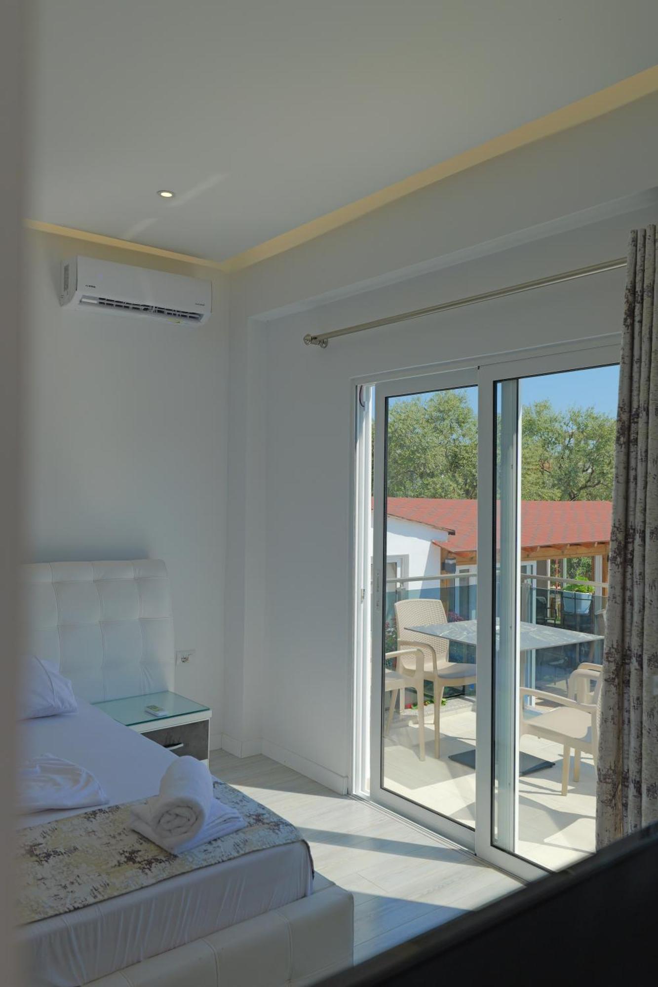 Vila Irdi Ksamil Exteriör bild